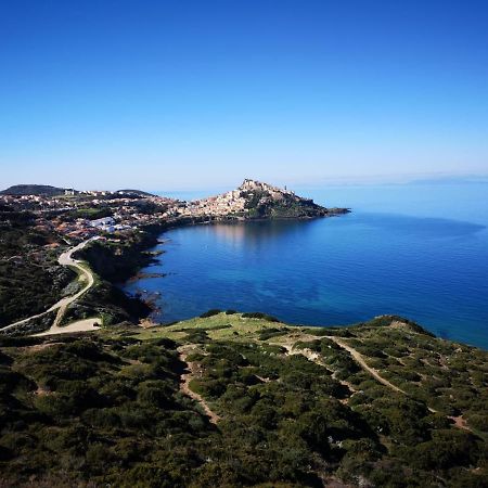 La Tartaruga Spiaggiata - Bilocale Centrale A Pochi Metri Dalla Spiaggia กัสเตลซาร์โด ภายนอก รูปภาพ